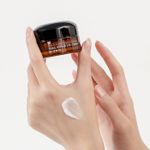 Crema-de-ojos-reparadora-de-caracol-Mizon-25ml